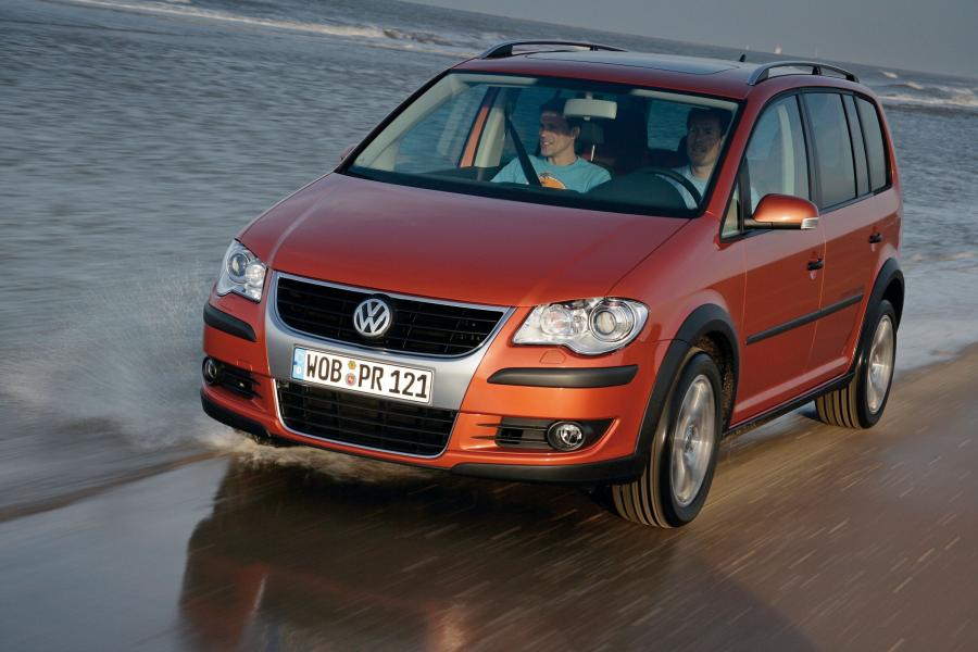  Volkswagen CrossTouran TSI 2007 года  (фото 37 из 46)